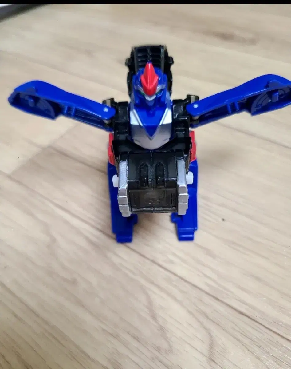 thumbnail-4